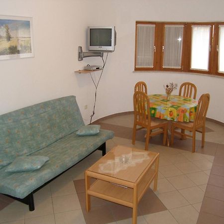 Lorena Apartments In PUY מראה חיצוני תמונה
