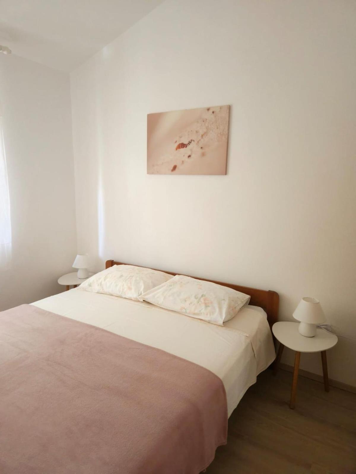 Lorena Apartments In PUY מראה חיצוני תמונה