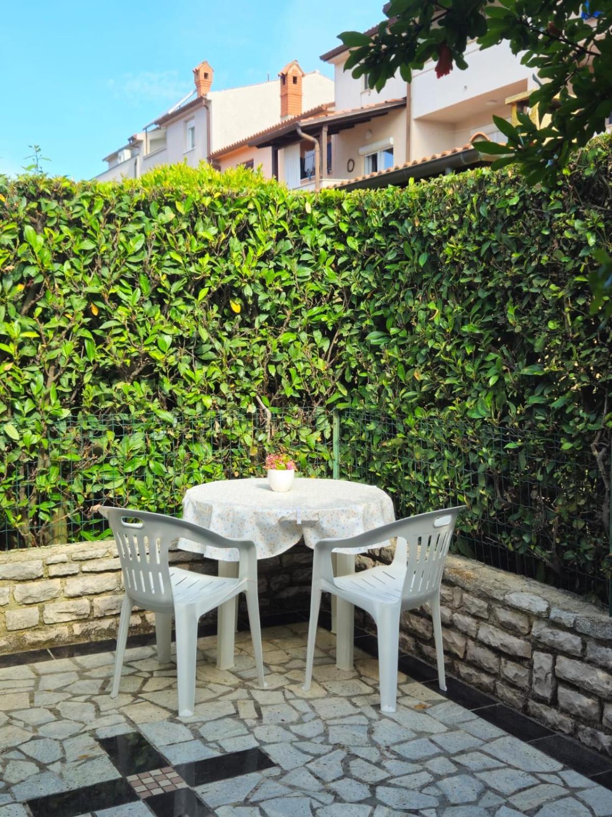 Lorena Apartments In PUY מראה חיצוני תמונה