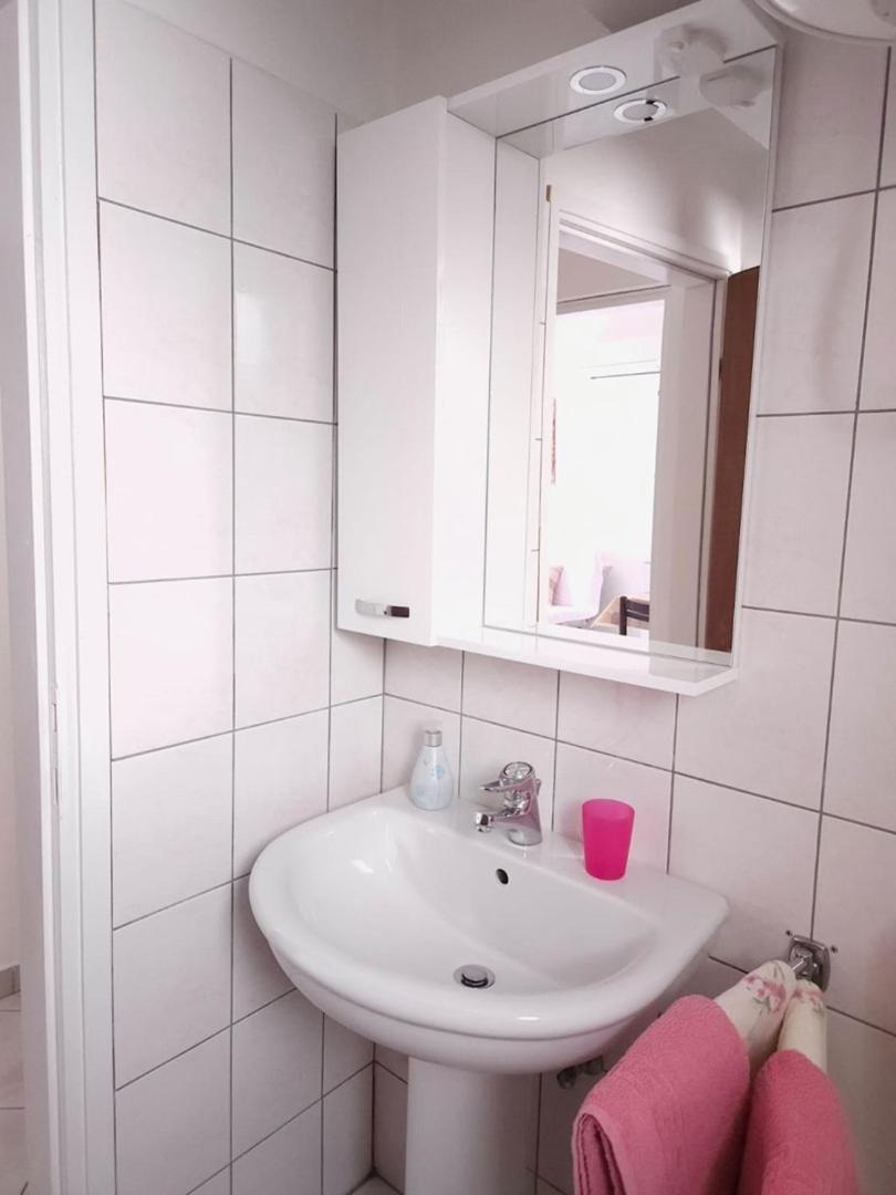 Lorena Apartments In PUY מראה חיצוני תמונה