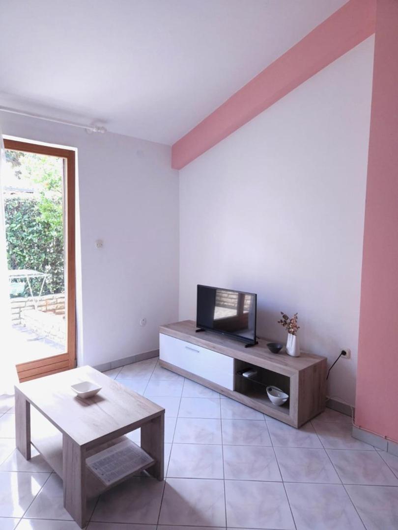 Lorena Apartments In PUY מראה חיצוני תמונה