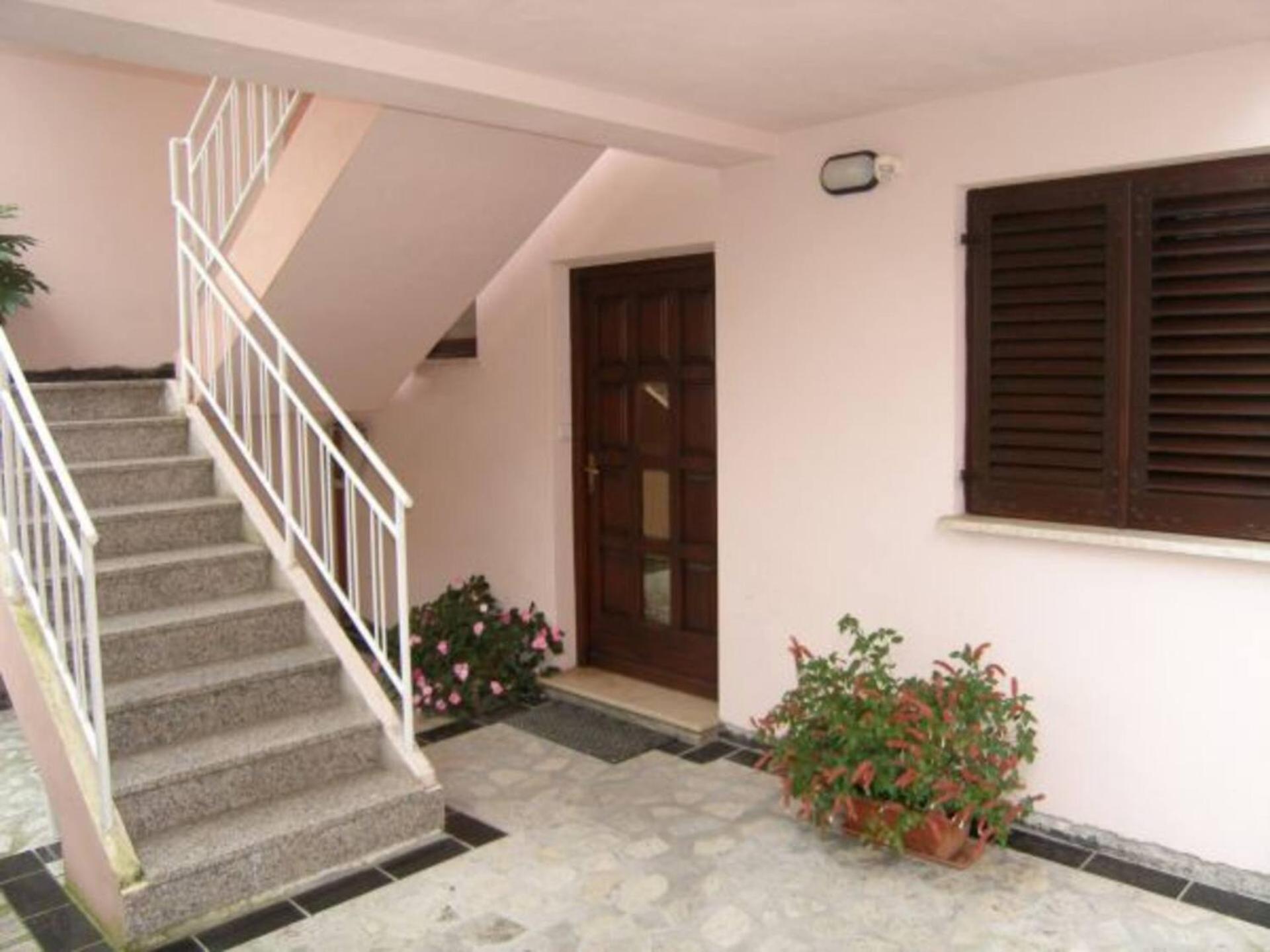 Lorena Apartments In PUY מראה חיצוני תמונה